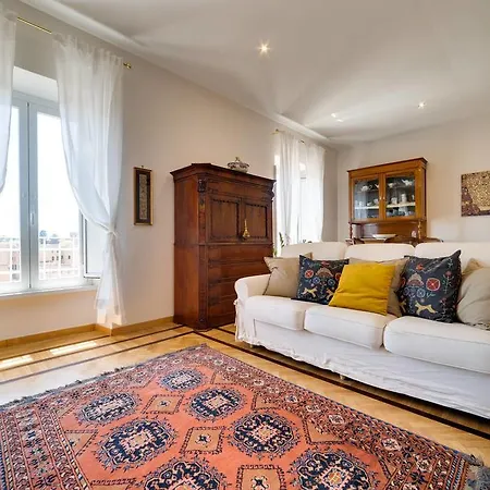 Luxurious Rione Monti Róma